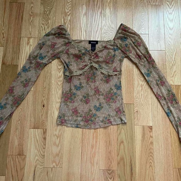 Express Lace Top in Cream - Picture 7 of 8